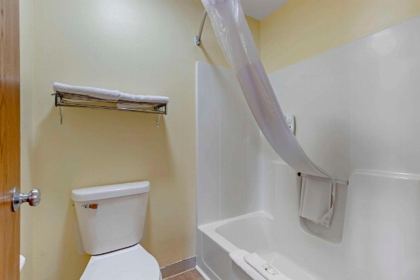 Quality Inn Indianola image 23